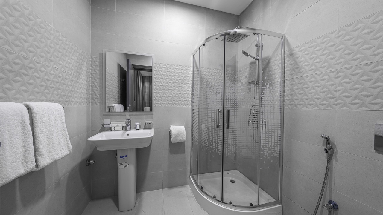Photo of Bathroom in Hera Street