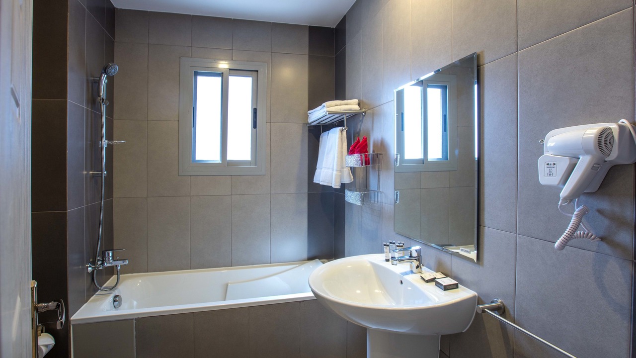 Photo of Bathroom in Seef