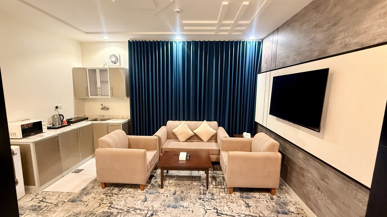 Photo of Livingroom in Sari Street