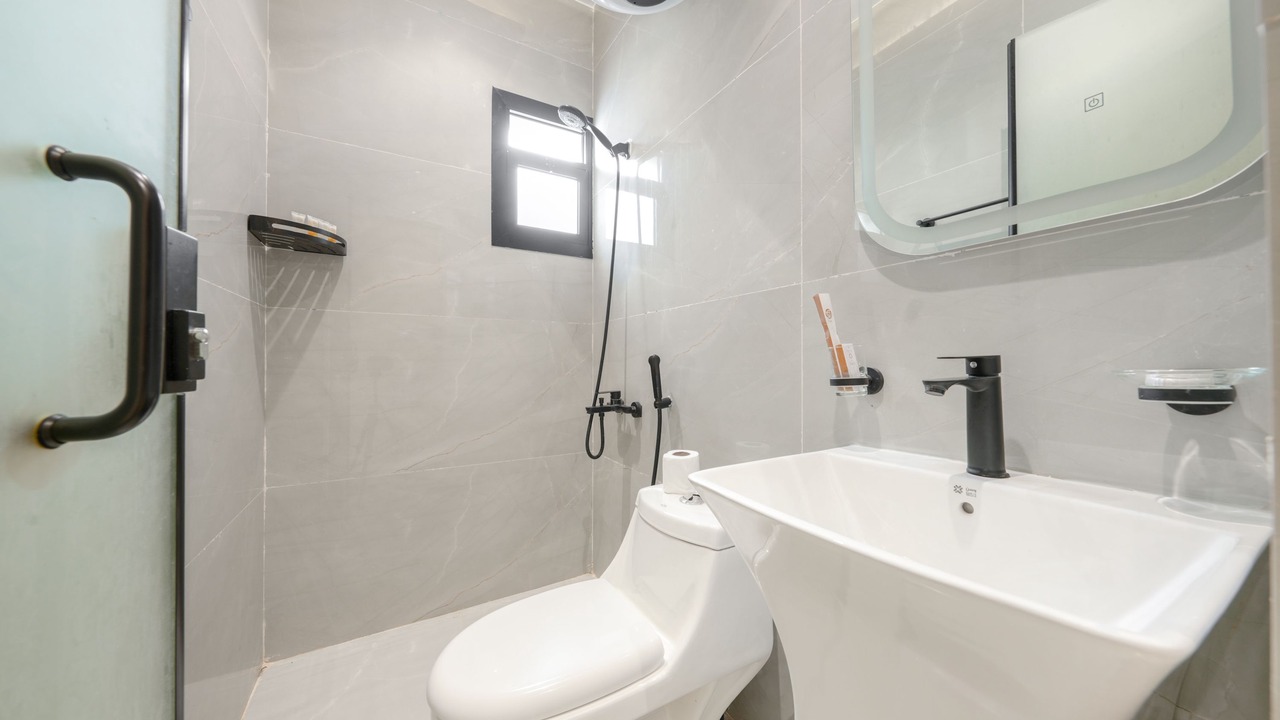 Photo of Bathroom in Al Aqiq