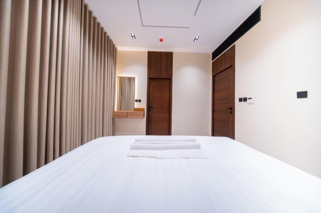 Photo of Bedroom in Qurish Street