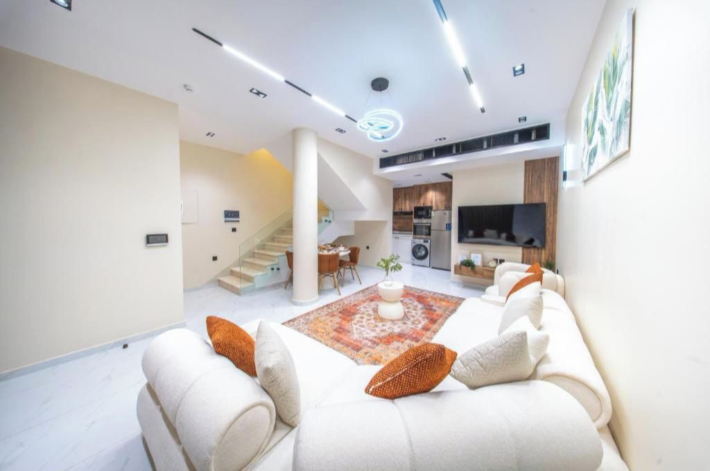 Photo of Livingroom in Qurish Street