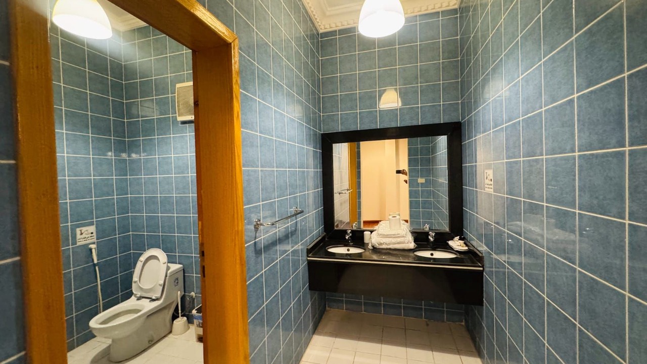Photo of Bathroom in Shihar