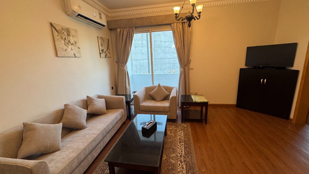 Photo of Livingroom in Shihar