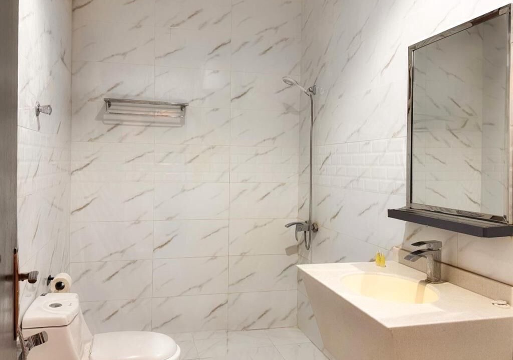 Photo of Bathroom in Al Hamra