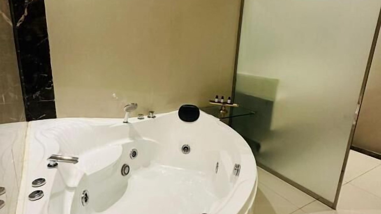 Photo of Bathroom in Al Hamra