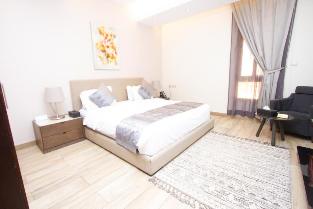 Photo of Bedroom in King Abdul Aziz Road