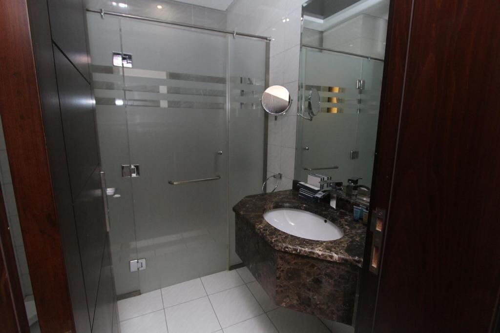 Photo of Bathroom in King Abdul Aziz Road