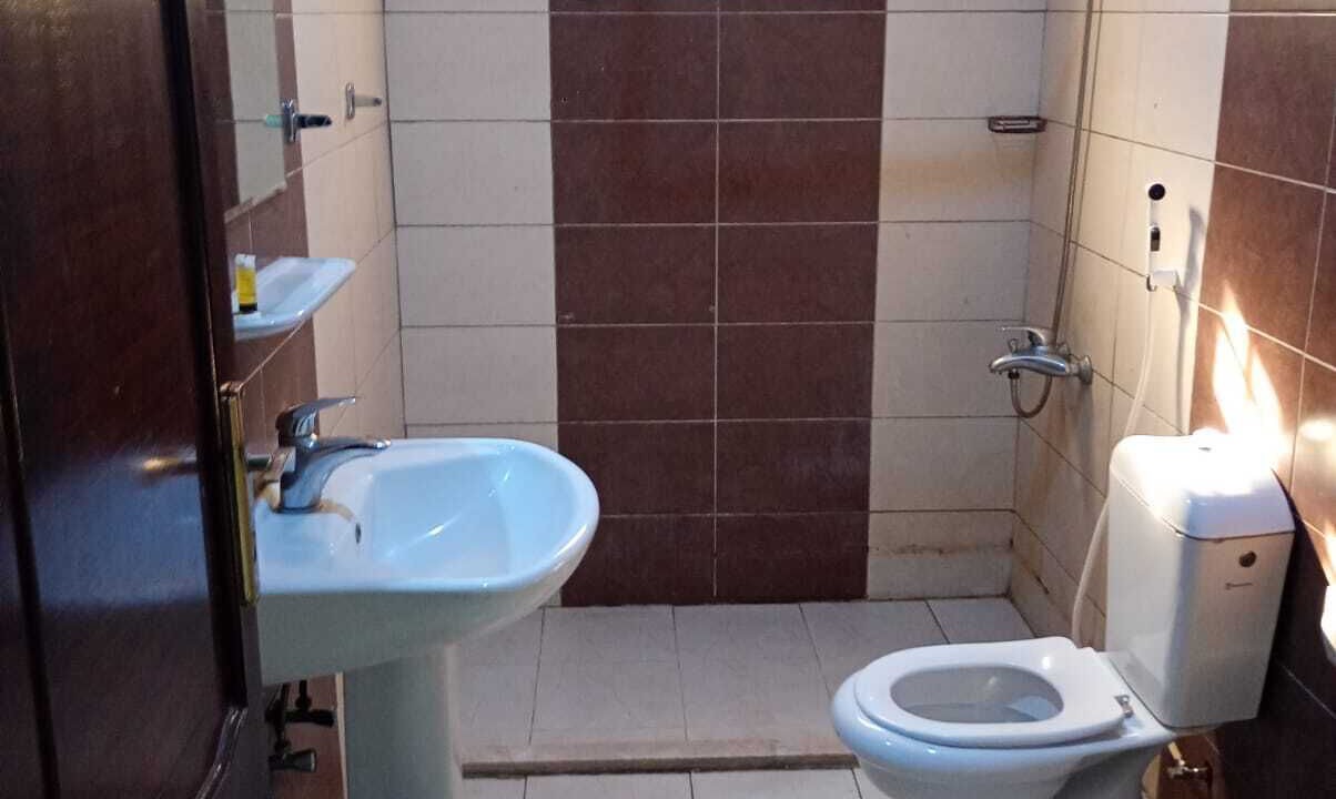 Photo of Bathroom in Al-Hamra'a