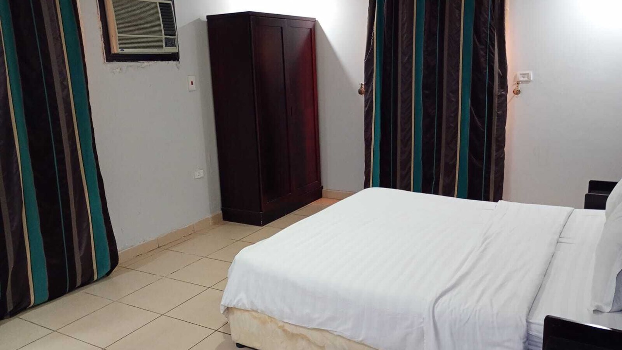 Photo of Bedroom in Al-Hamra'a