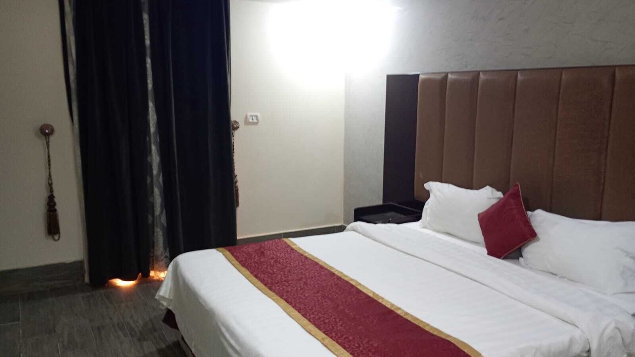 Photo of Bedroom in Al-Hamra'a