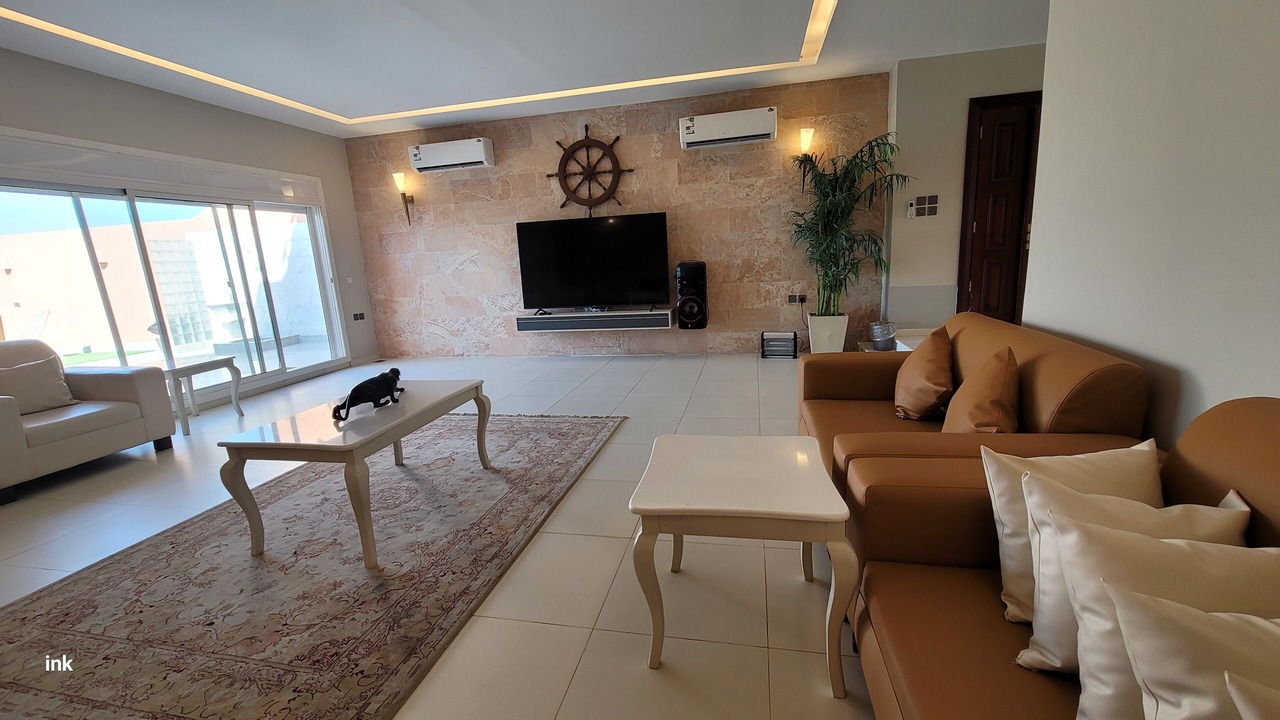 Photo of Livingroom in Durrat Al-Arous