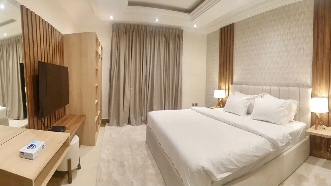 Photo of Bedroom in King Abdul Aziz Road