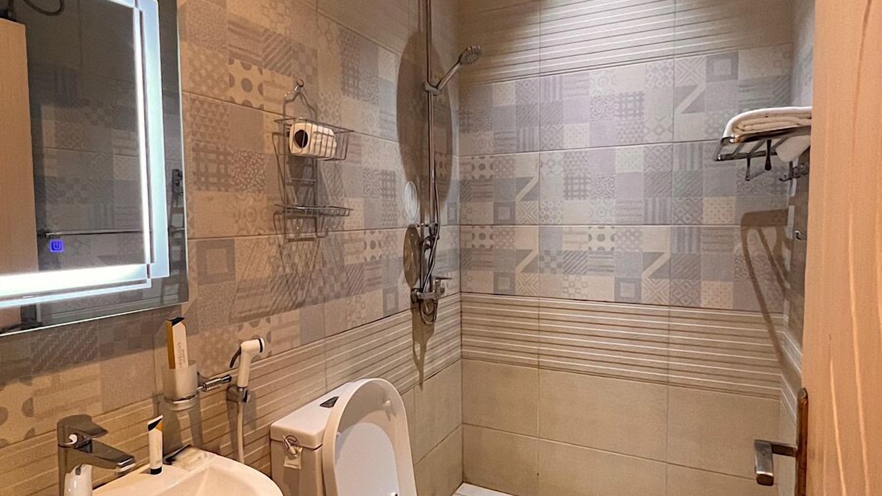 Photo of Bathroom in Hera Street