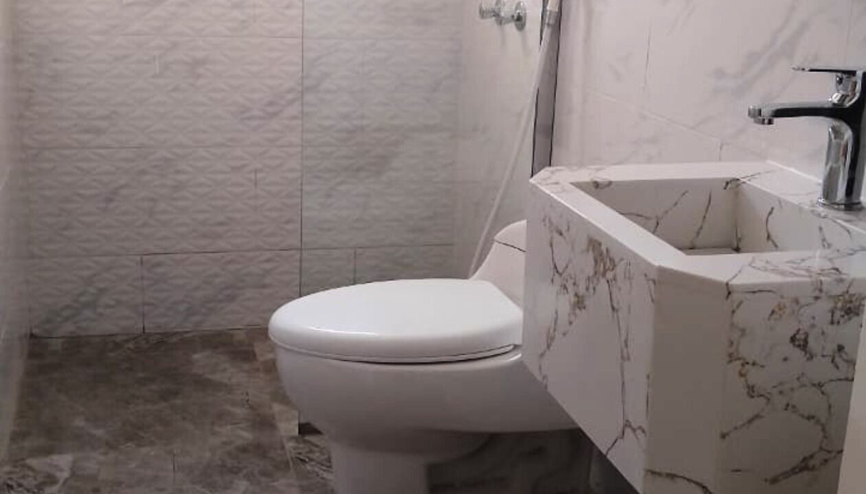 Photo of Bathroom in Hera Street
