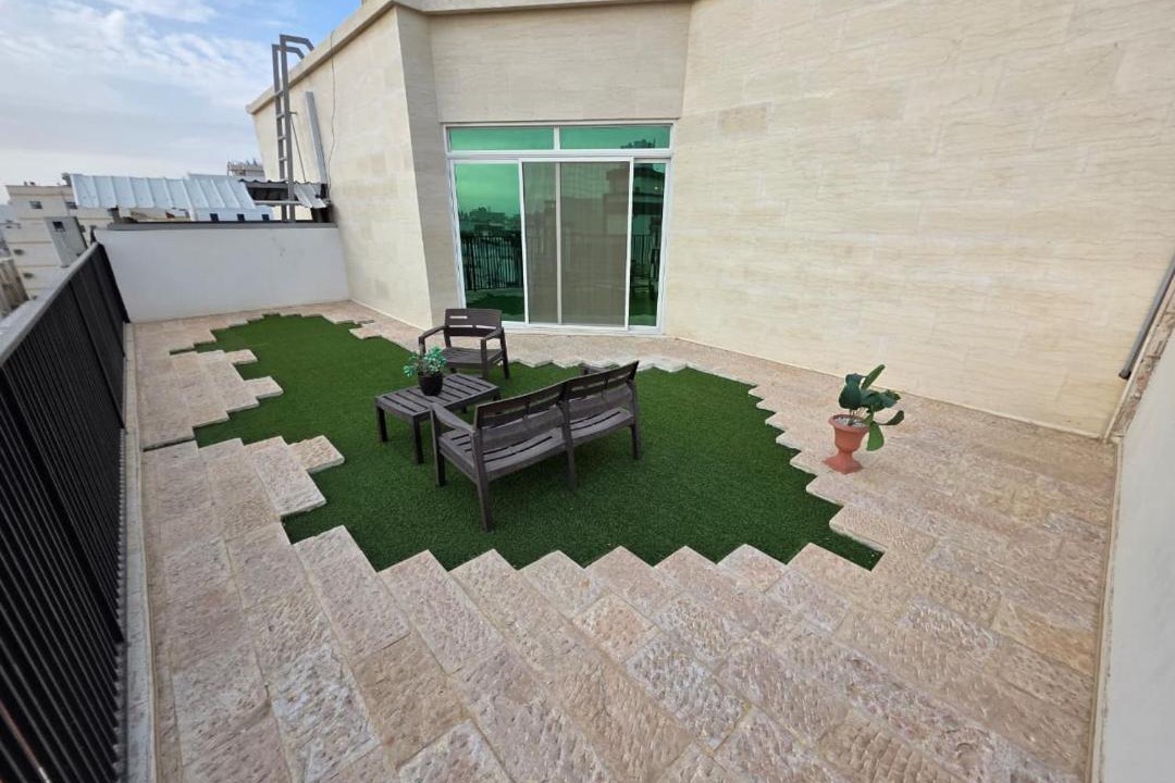 Photo of Patio Balcony in Hera Street