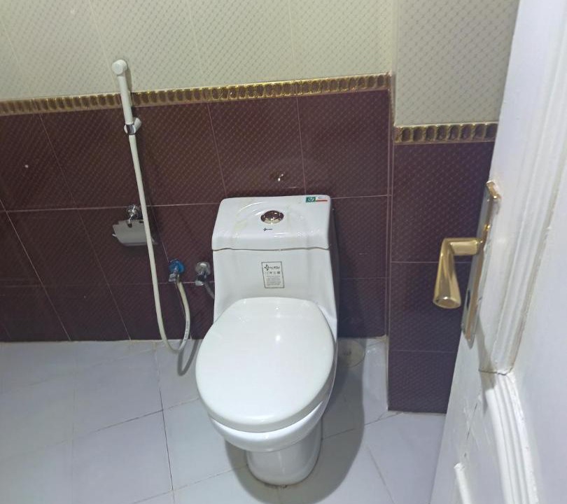 Photo of Bathroom in 60th Street
