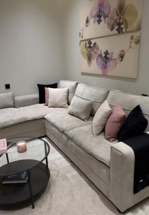 Photo of Livingroom in Sari Street