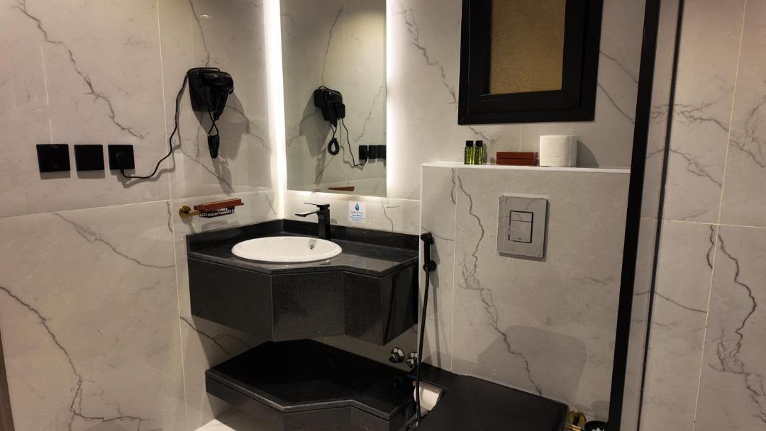 Photo of Bathroom in Hera Street