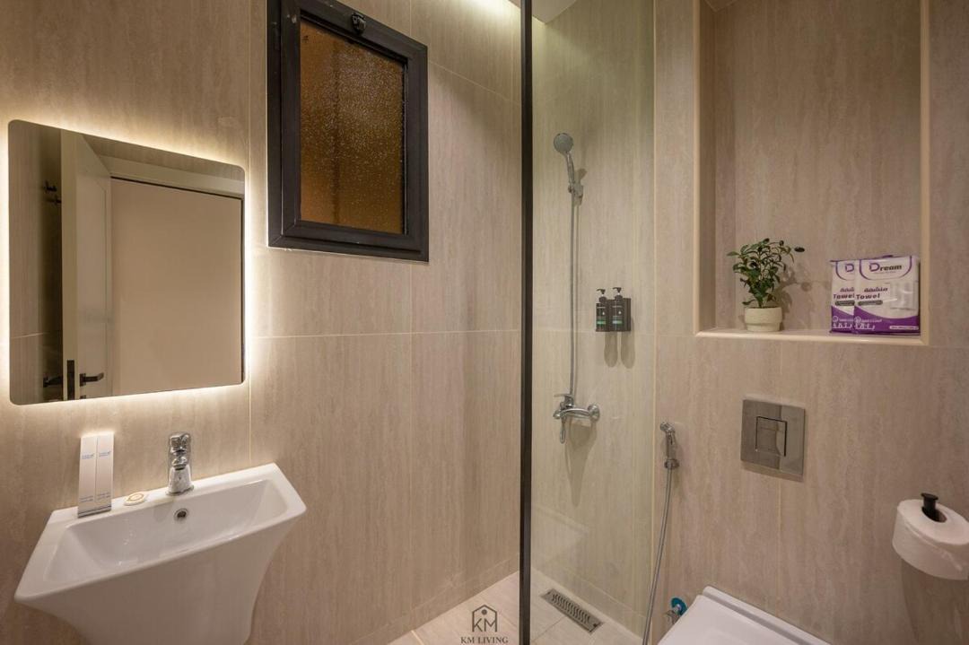 Photo of Bathroom in King Abdul Aziz Road