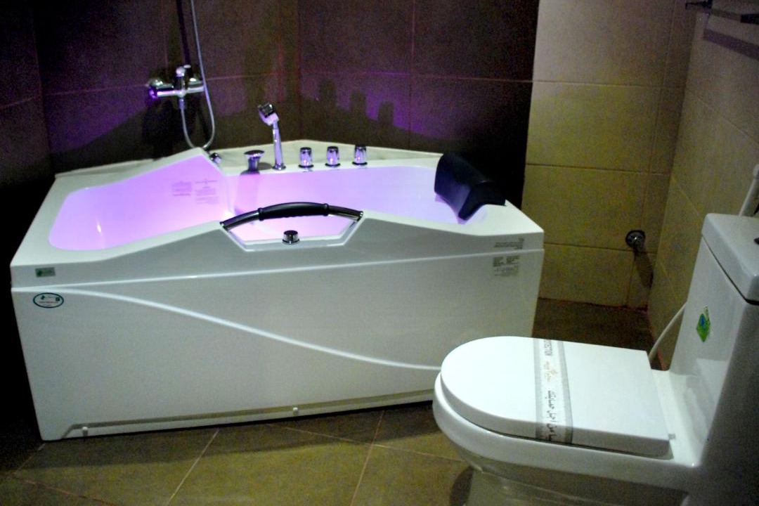 Photo of Bathroom in Qurish Street