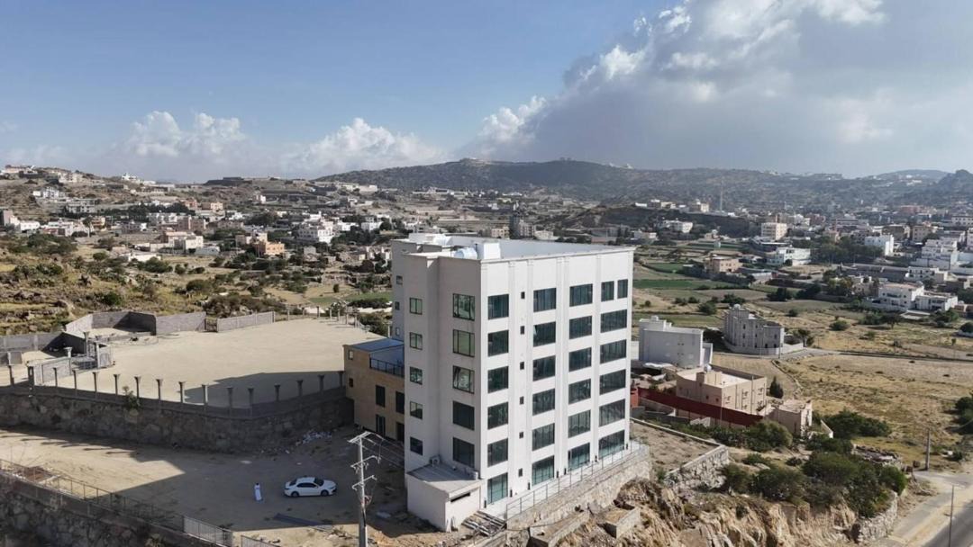 Photo of Buildings in Al Namas