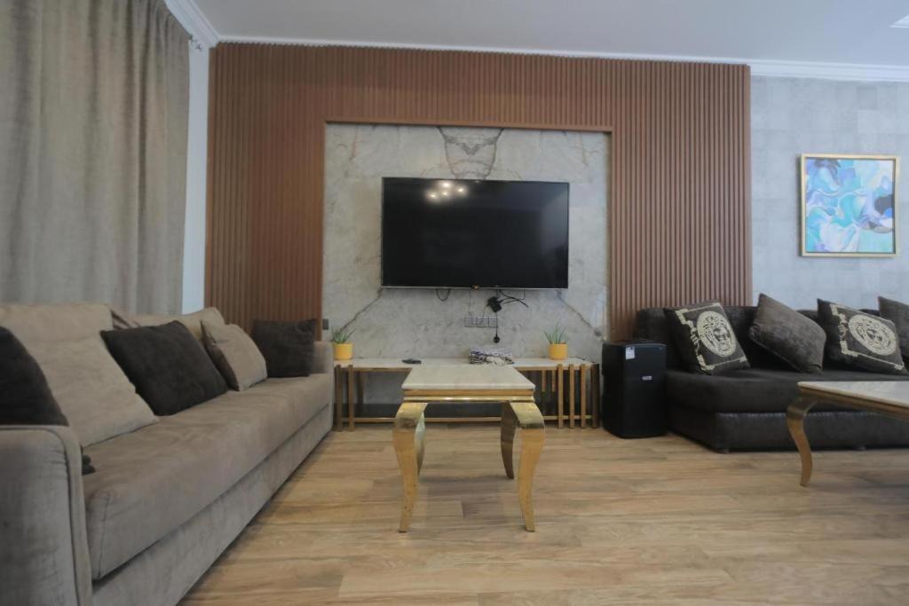 Photo of Livingroom in Durrat Al-Arous