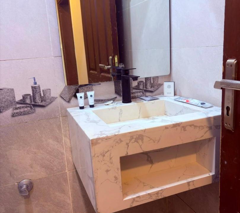 Photo of Bathroom in Palestine Street