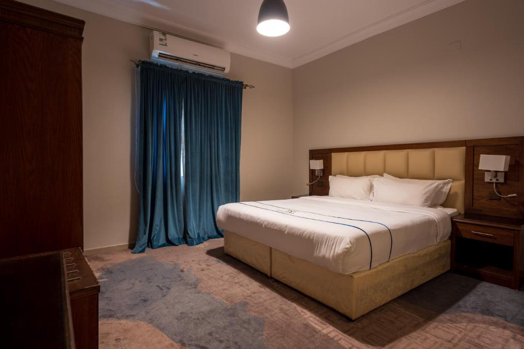 Photo of Bedroom in Qurish Street