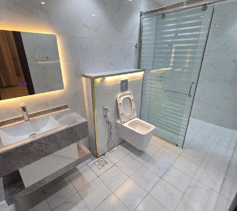 Photo of Bathroom in Rayyis