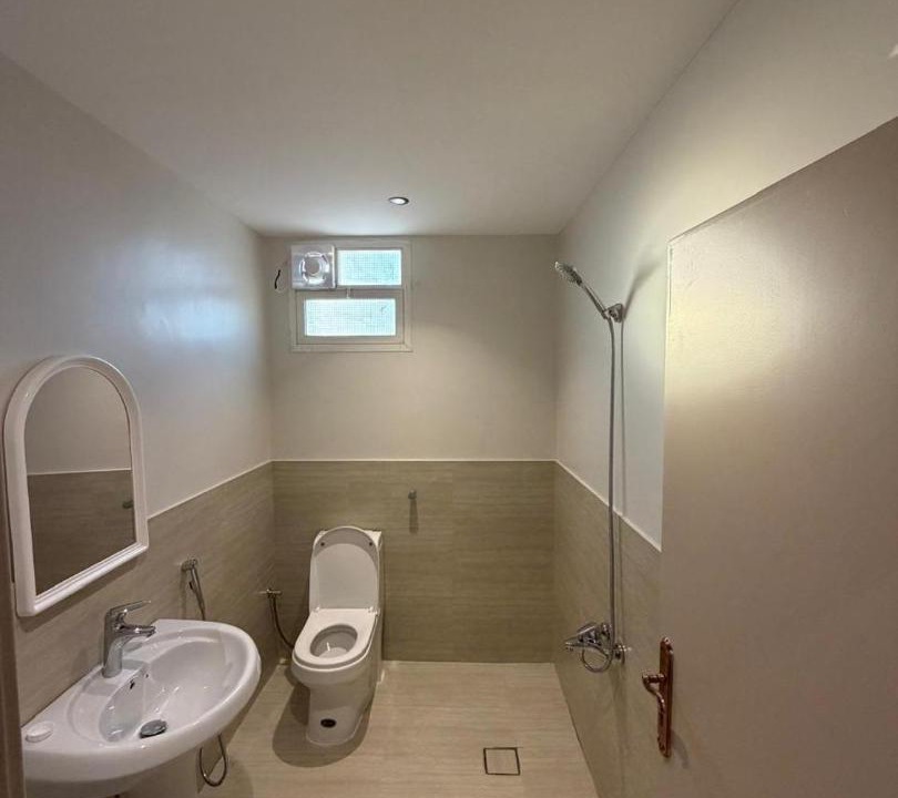 Photo of Bathroom in Al Quwaiiyah