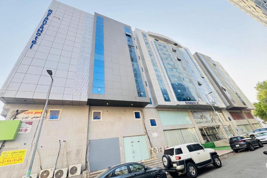 Photo of Buildings in Al Aziziyah