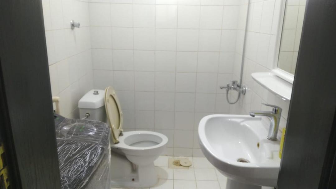 Photo of Bathroom in Diplomatic Quarter