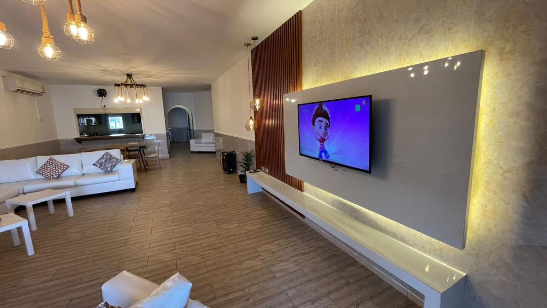 Photo of Livingroom in Durrat Al-Arous