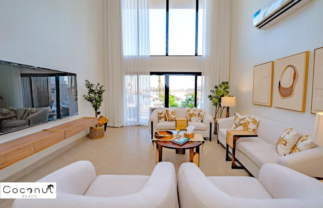 Photo of Livingroom in Durrat Al-Arous