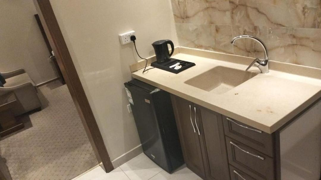 Photo of Bathroom in Hera Street