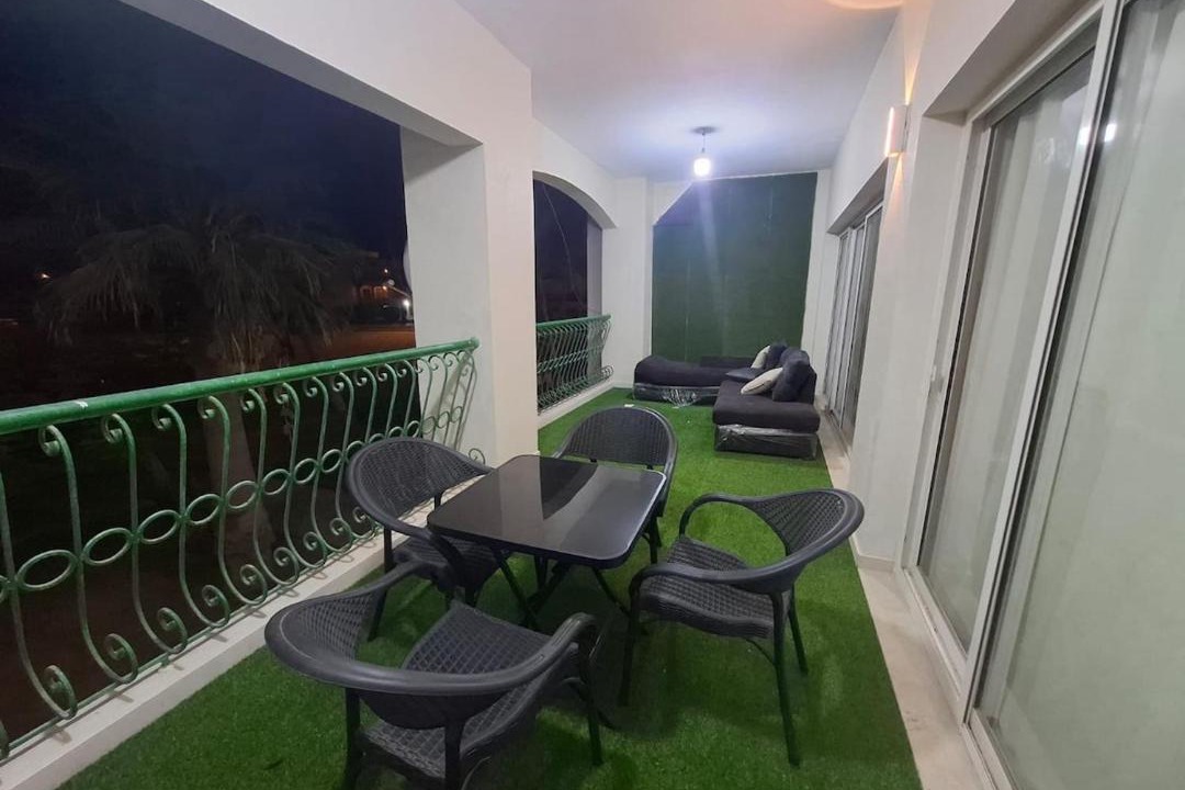 Photo of Patio Balcony in Durrat Al-Arous
