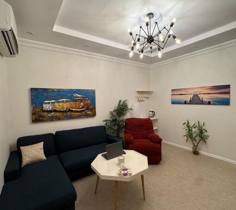 Photo of Livingroom in Sari Street