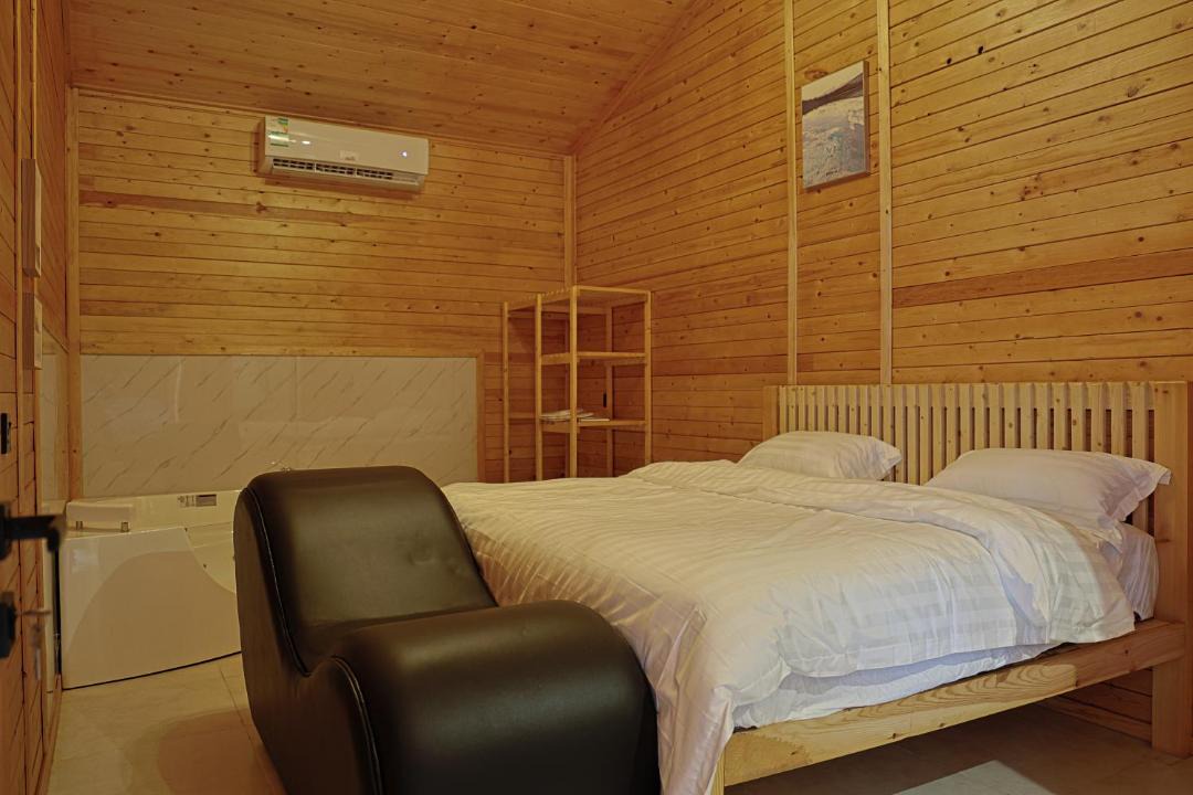 Photo of Bedroom in Dhahban