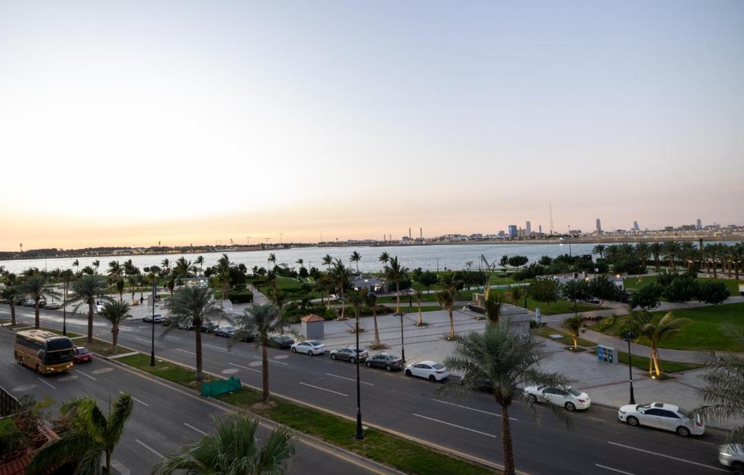 Photo of Others in Al-Hamra'a