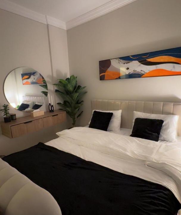 Photo of Bedroom in Qurish Street