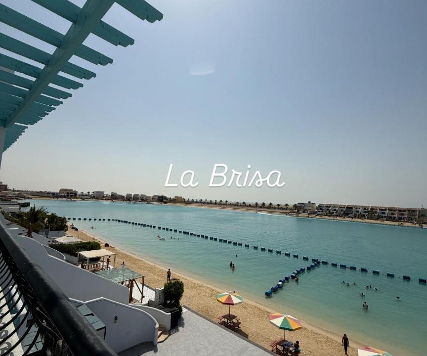 Photo of Patio Balcony in Durrat Al-Arous
