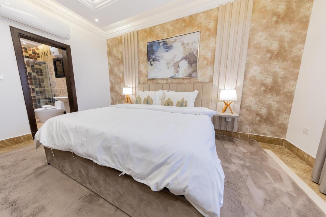 Photo of Bedroom in King Abdul Aziz Road