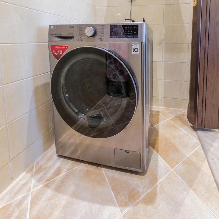 Photo of Bathroom in King Abdul Aziz Road