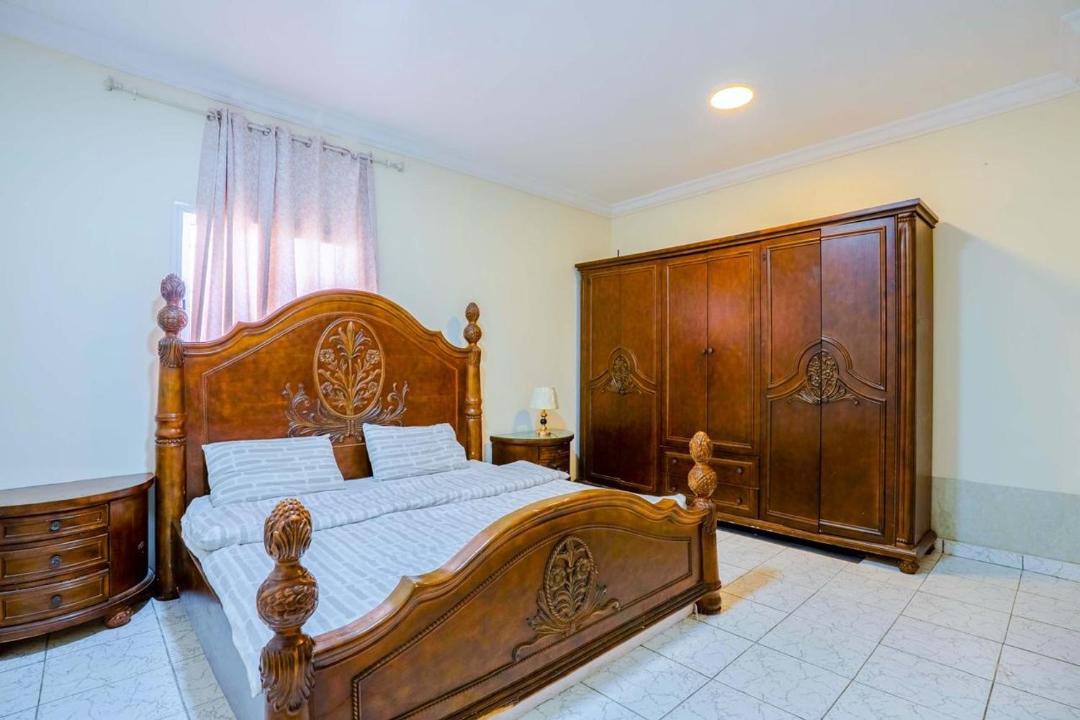 Photo of Bedroom in Durrat Al-Arous
