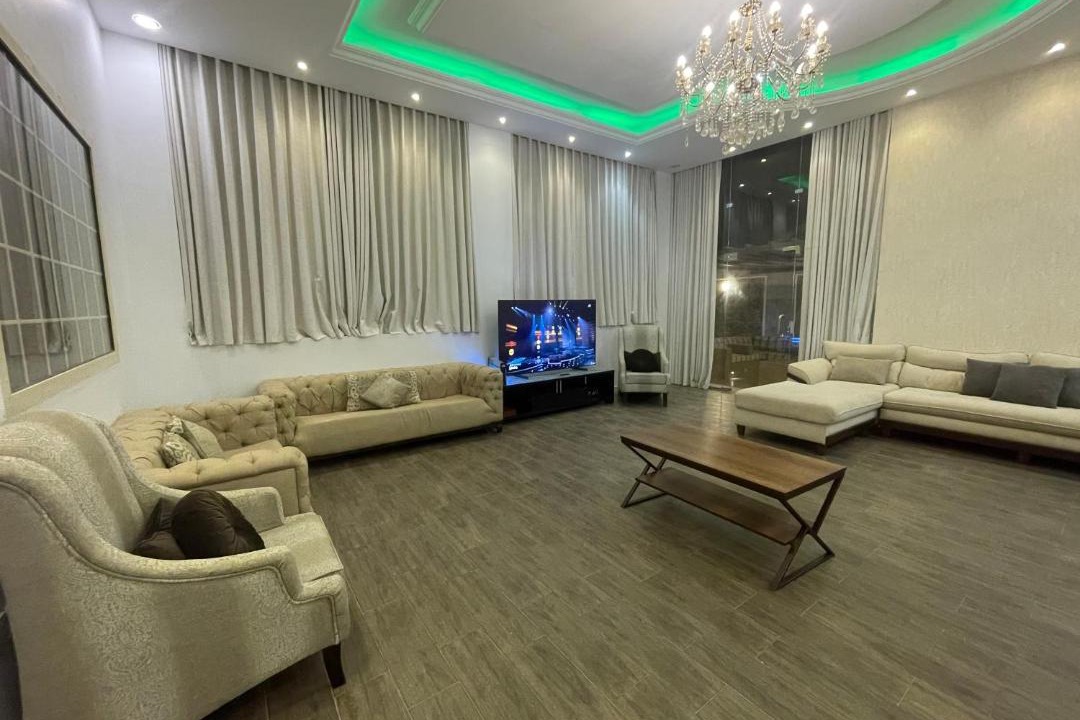 Photo of Livingroom in Dhahban