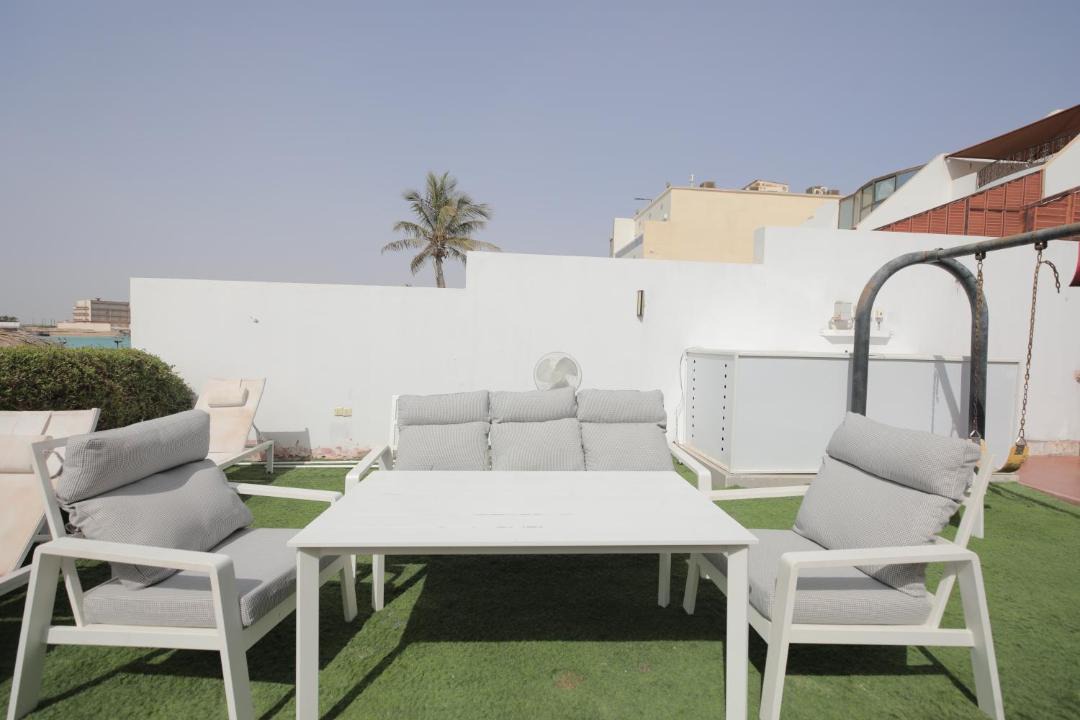 Photo of Patio Balcony in Durrat Al-Arous