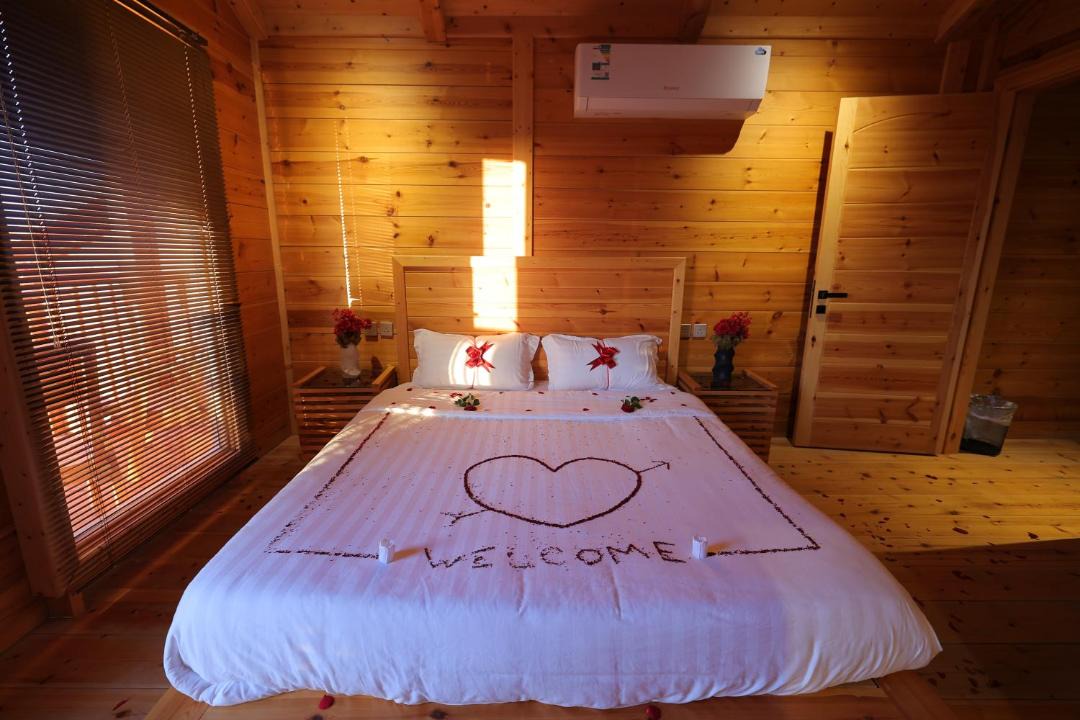 Photo of Bedroom in Dhahban
