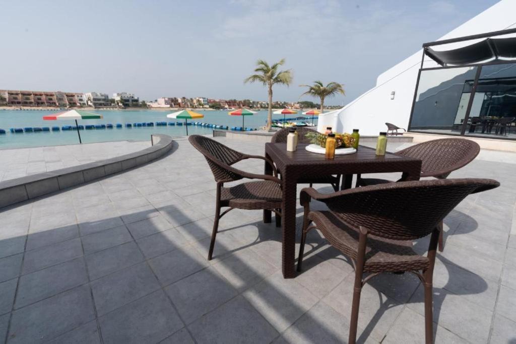 Photo of Patio Balcony in Durrat Al-Arous