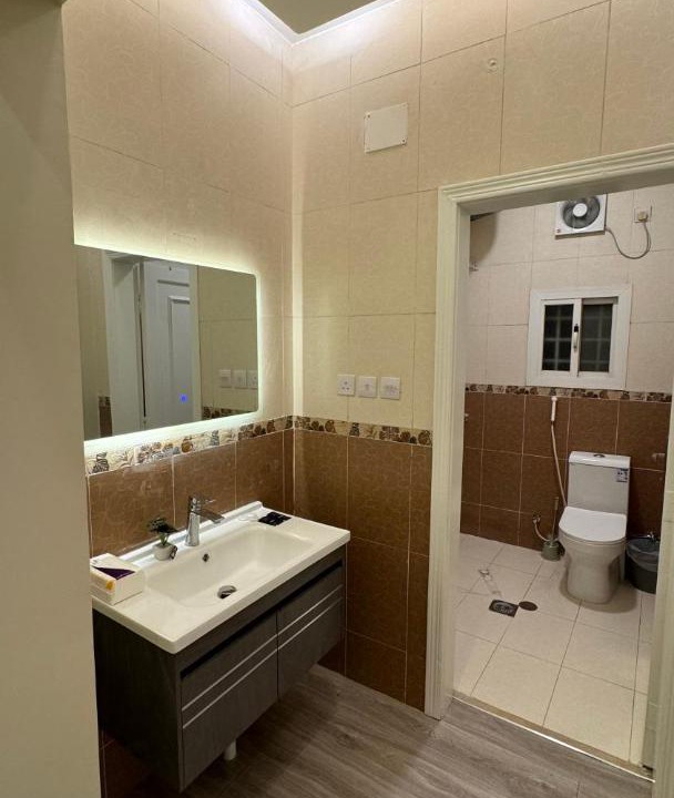 Photo of Bathroom in Batha Quraysh